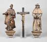 Drei geschnitzte Heiligenfiguren
