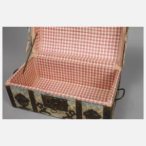 Kleine Deckeltruhe Klassizismus