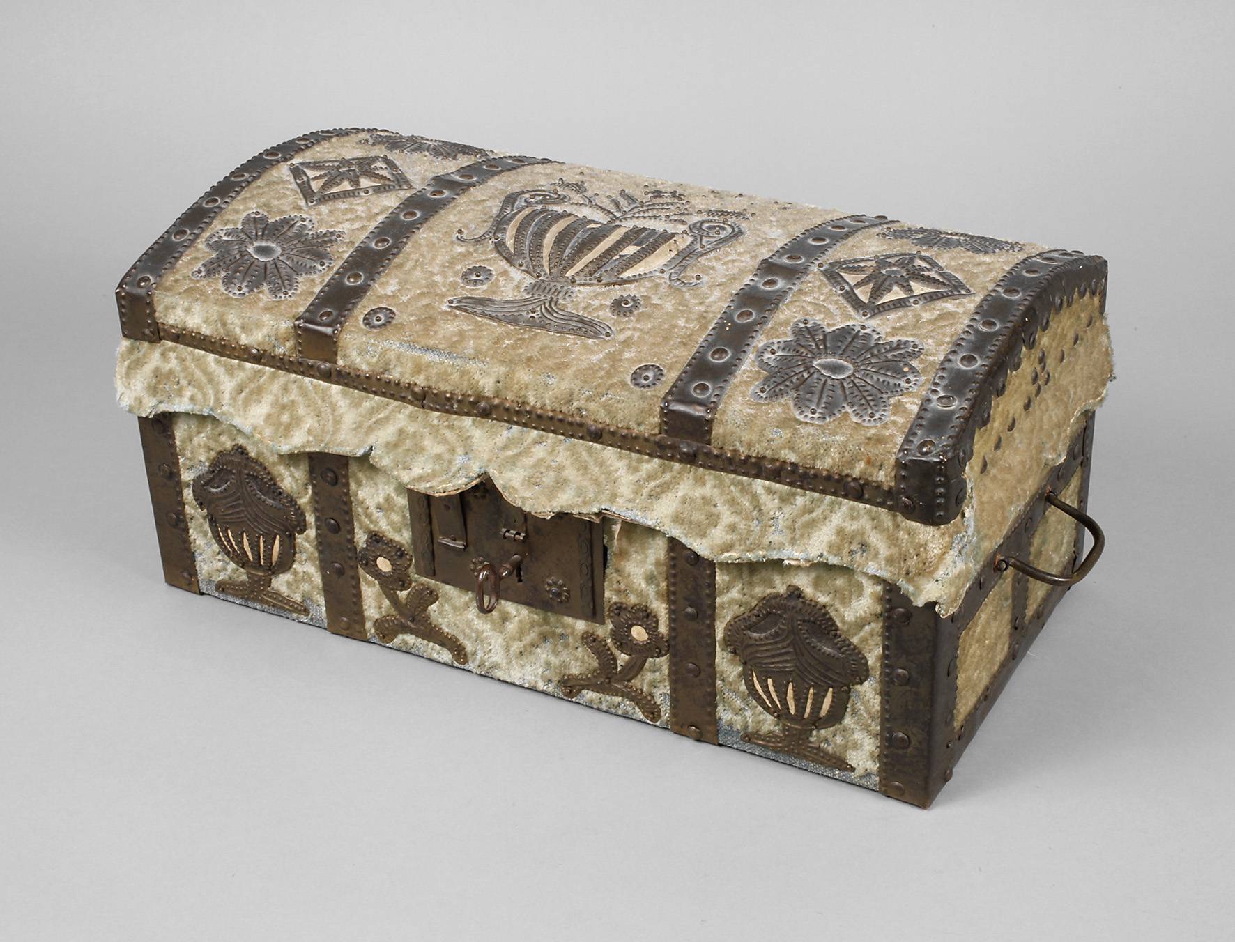 Kleine Deckeltruhe Klassizismus