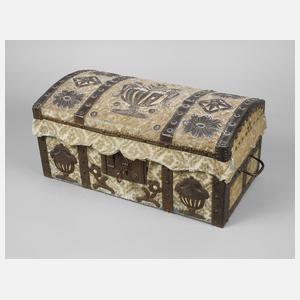 Kleine Deckeltruhe Klassizismus