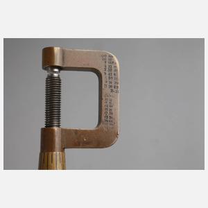 Zwei Messinstrumente