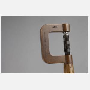 Zwei Messinstrumente