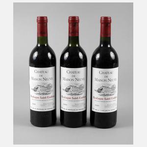 Drei Flaschen Rotwein