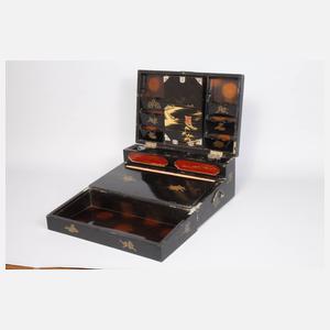 Große Lackschatulle