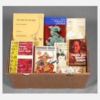 Konvolut Literatur über Asien, insbesondere China111