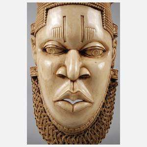 Große Maske Elfenbein
