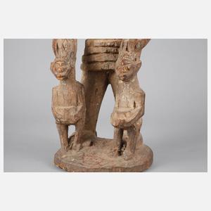 Figürliche Schnitzerei