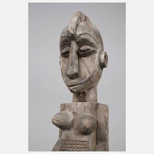 Figürliche Schnitzerei