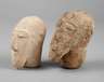 Zwei Terrakotta-Köpfe