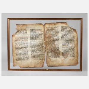 Zwei Seiten Pergament in äthiopischer Ge'ez Schrift