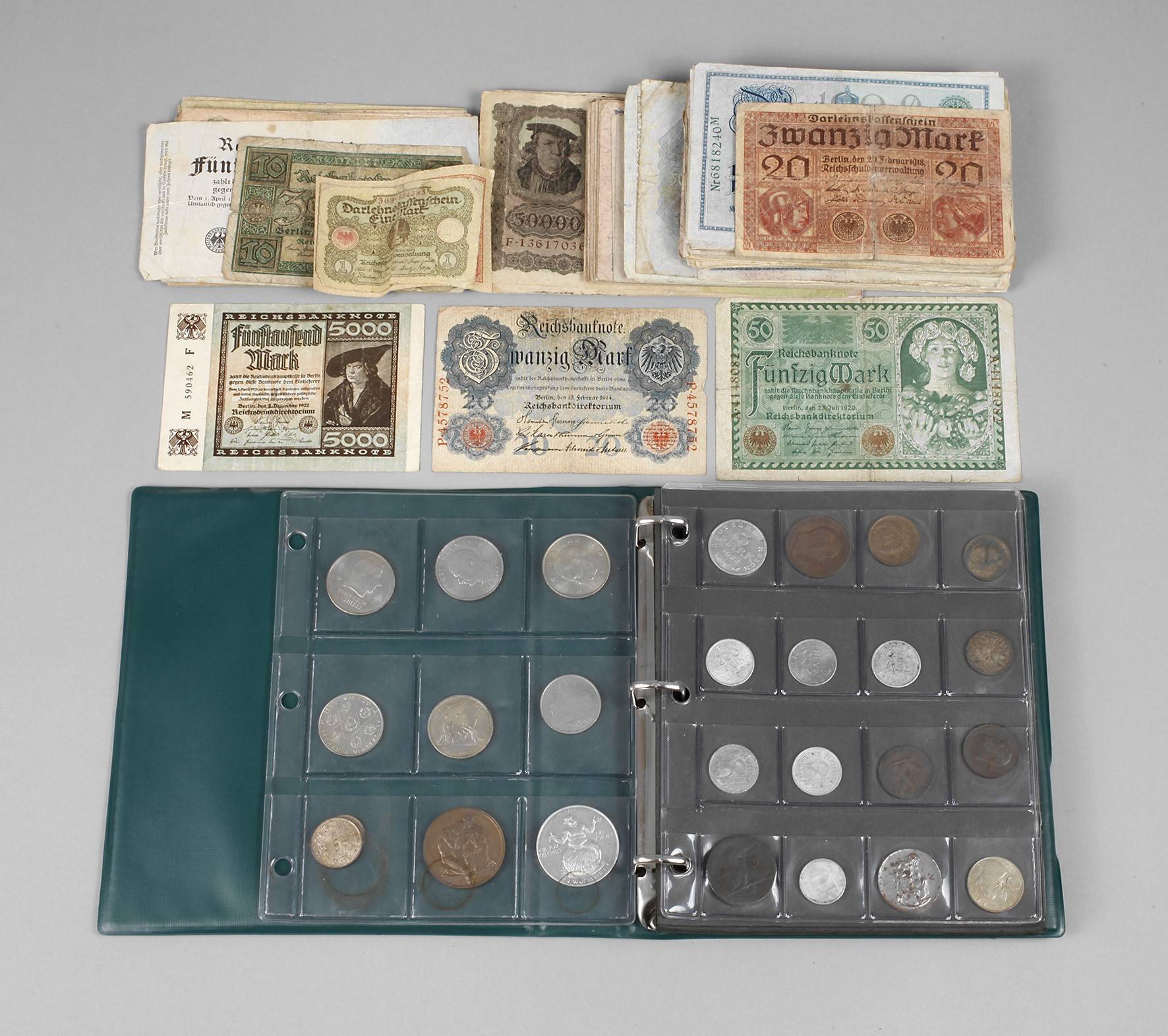 Konvolut Reichsbanknoten und Münzalbum