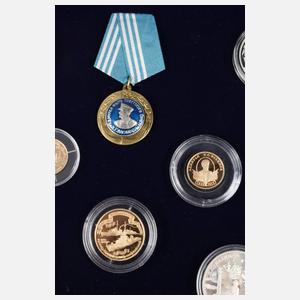 Konvolut Gedenkprägungen Rubel auf die Russische Flotte