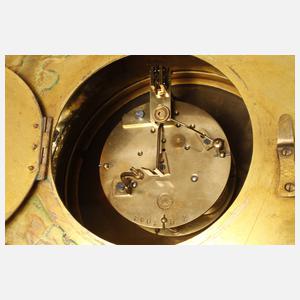 Große Kartelluhr Bronze