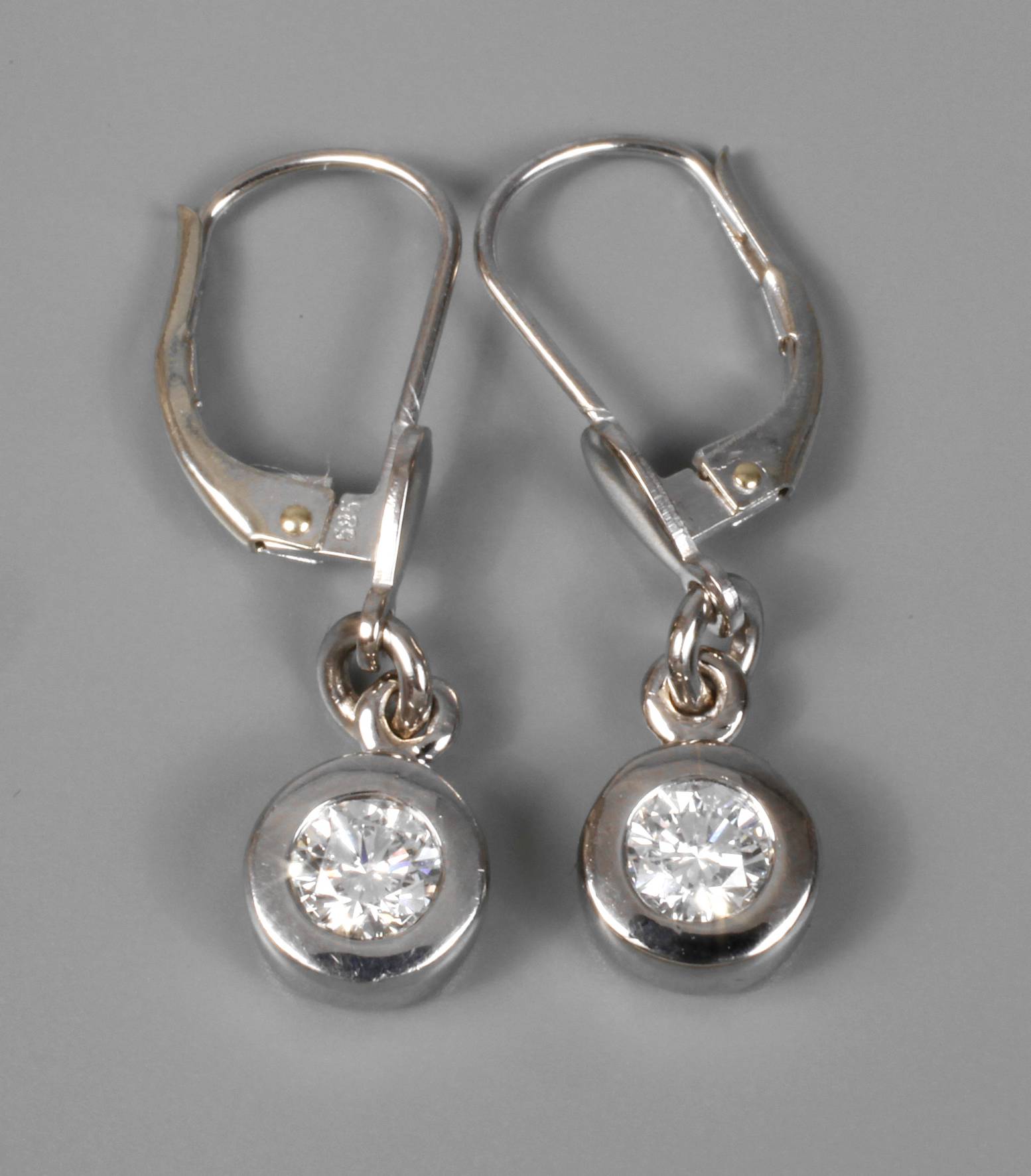 Paar Brillantohrringe