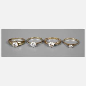 Vier Damenringe