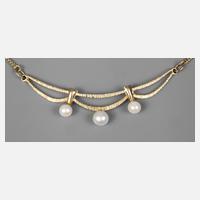 Collier mit Perlen111