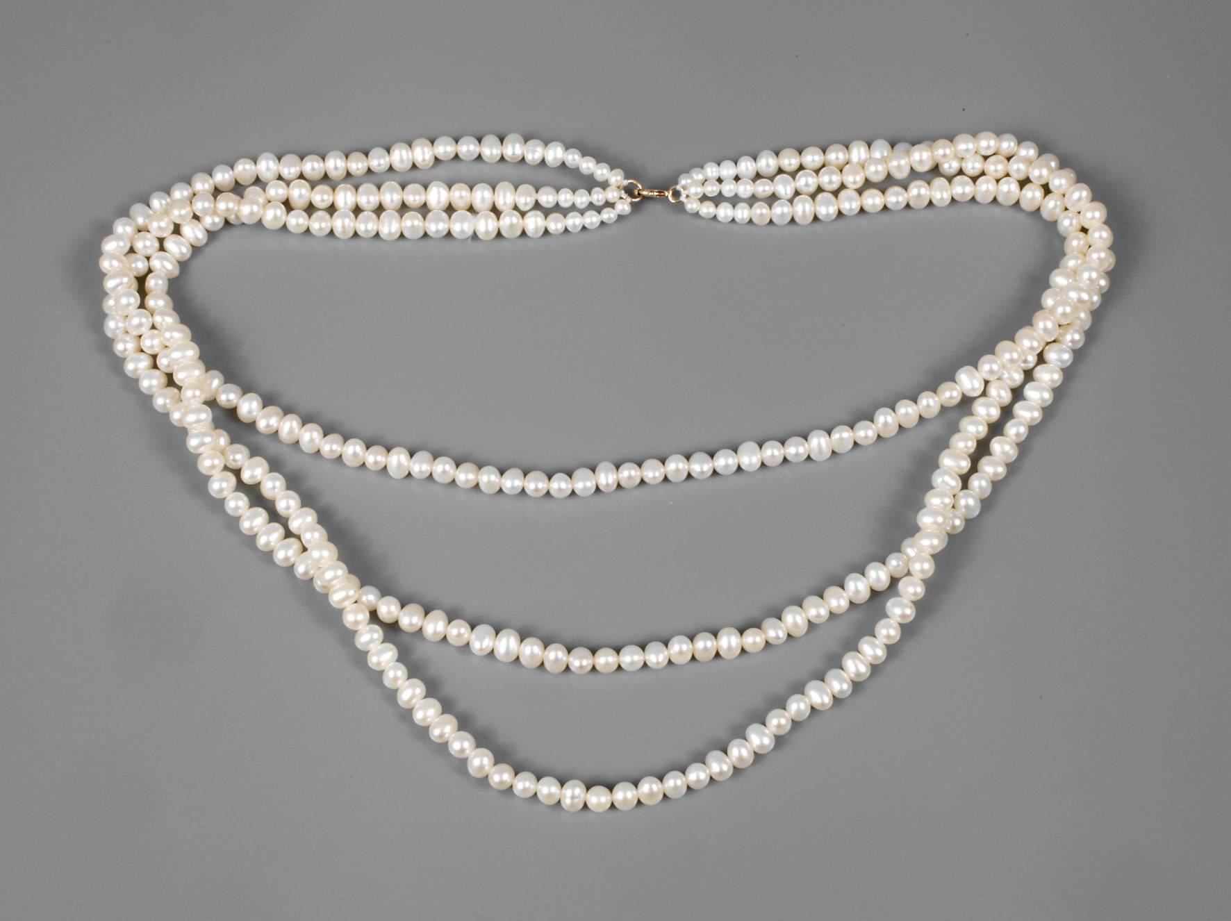 Dreireihiges Perlencollier