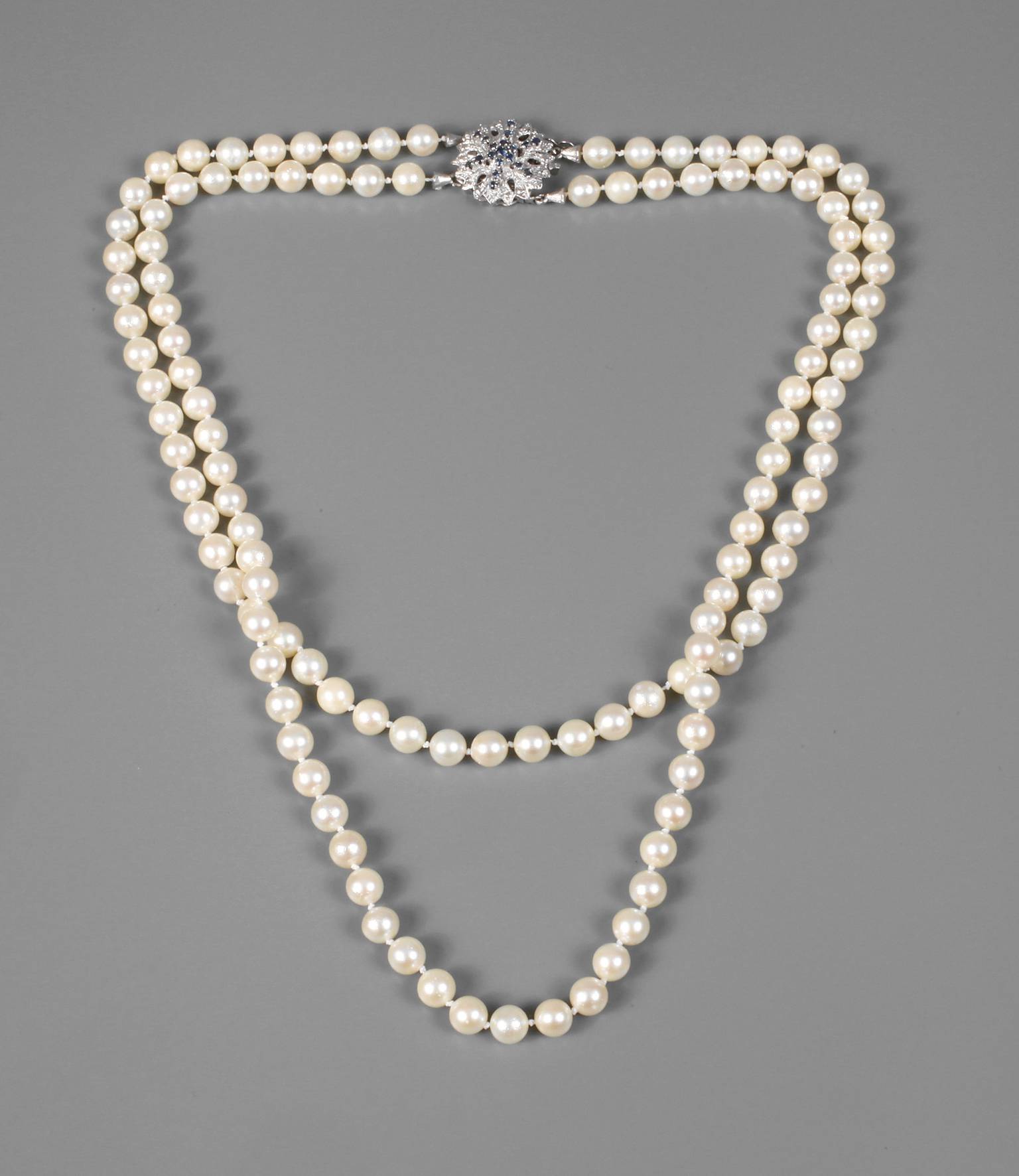 Zweireihiges Perlencollier