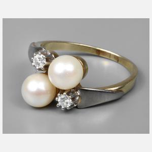 Damenring mit Perlen und Brillanten