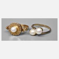 Zwei Damenringe mit Perlen111