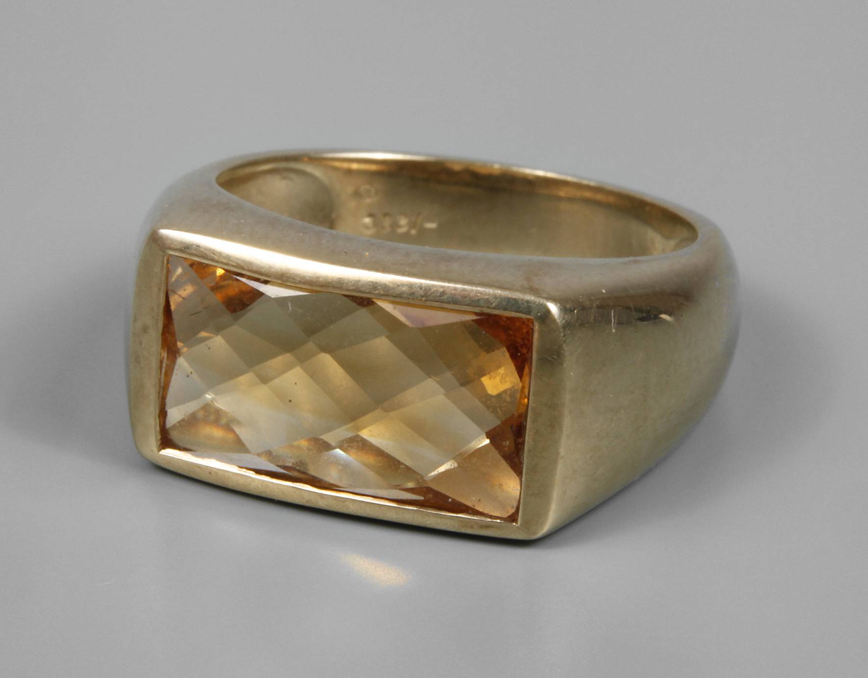 Damenring mit Citrin
