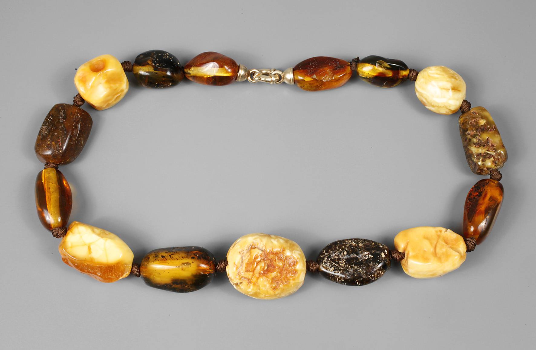 Großes Bernsteincollier
