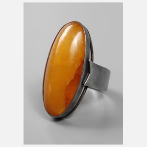 Damenring mit Bernstein