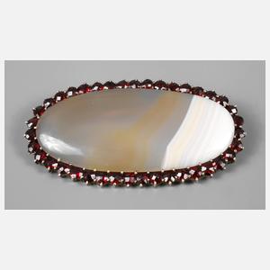 Brosche mit Achat und Granatbesatz