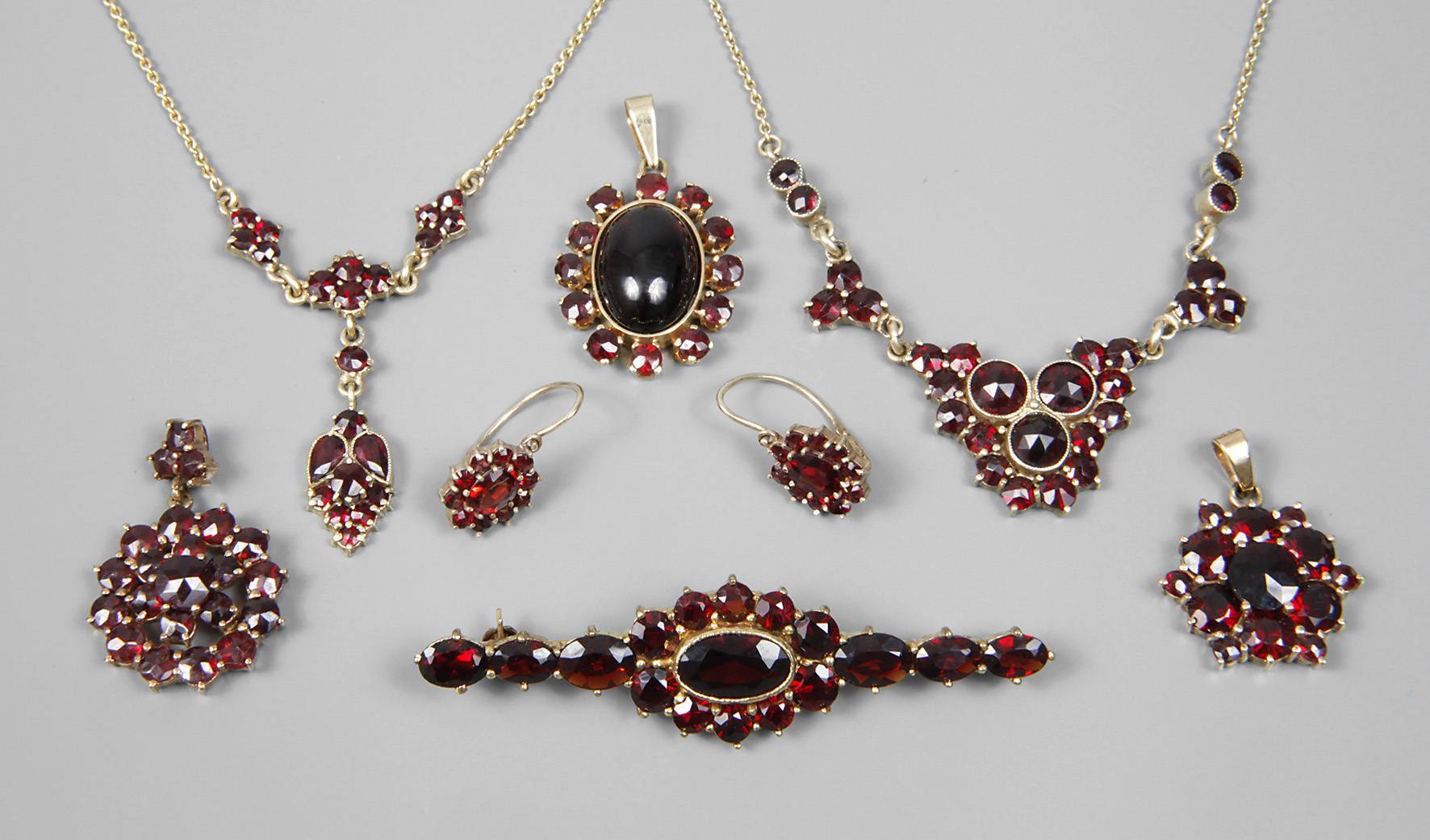 Konvolut Granatschmuck