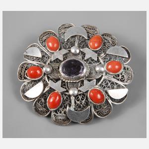 Brosche mit Steinbesatz