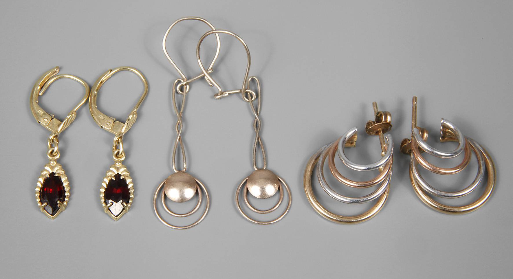 Drei Paar Ohrhänger