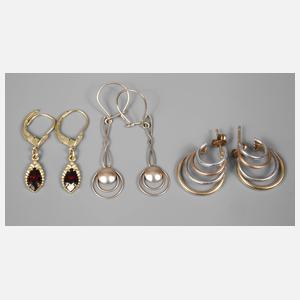 Drei Paar Ohrhänger