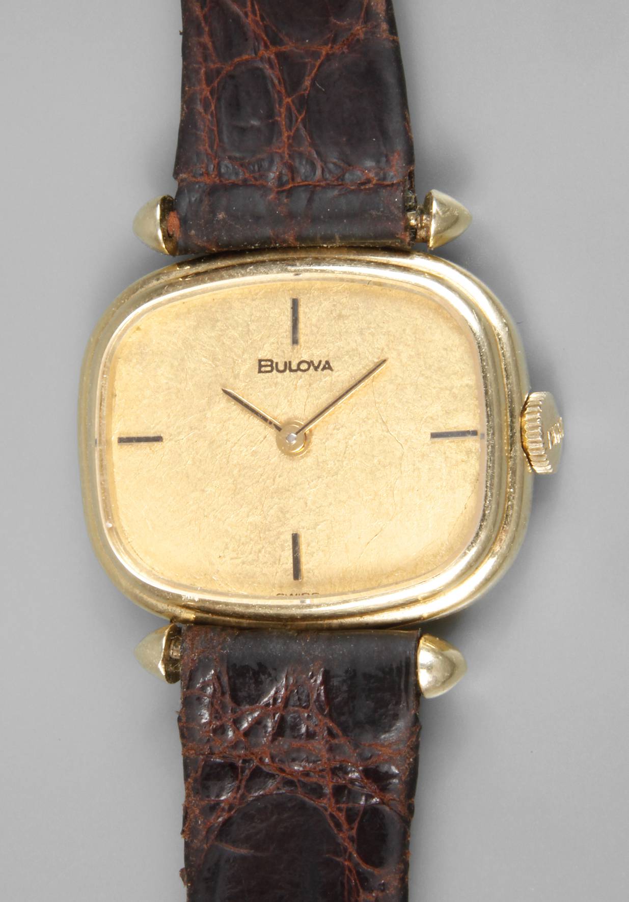 Bulova Damenarmbanduhr Gelbgold