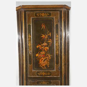 Eckschrank mit Chinoiserien