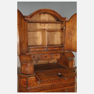 Bäuerlicher Aufsatzsekretär