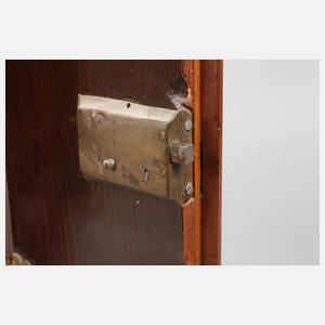 Kleiner Kabinettschrank Barock