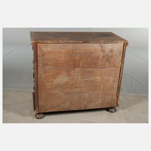 Nürnberger Wellenkommode