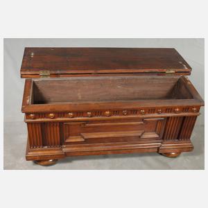 Übergroßer Pfeilerspiegel