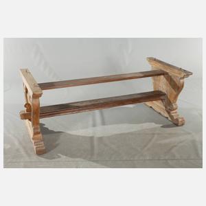 Großer Schreibtisch