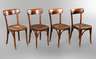 Vier kleine Stühle