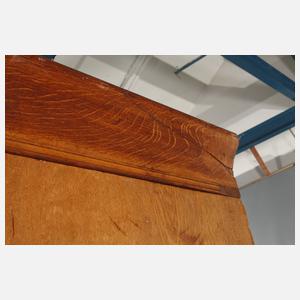 Kleiderschrank Jugendstil