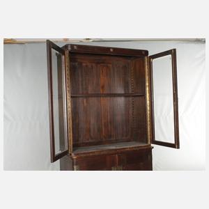 Zwei Bibliotheksschränke