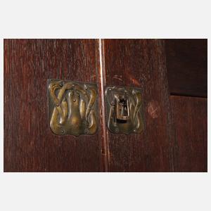 Zwei Bibliotheksschränke