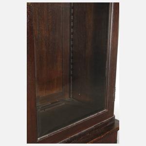 Zwei Bibliotheksschränke