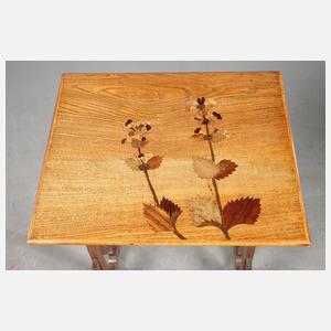 Vier Satztische Gallé