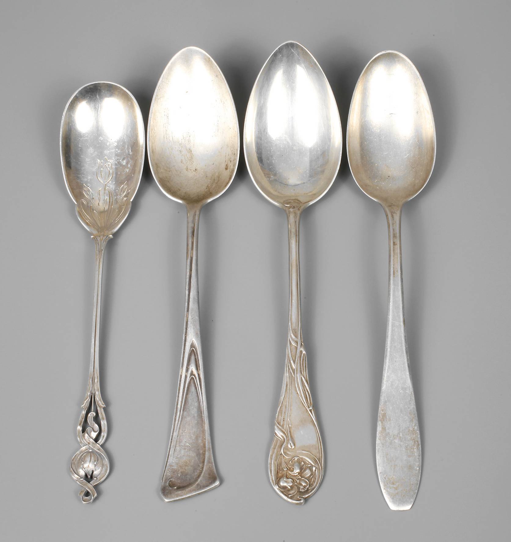 Vier Silberlöffel Jugendstil