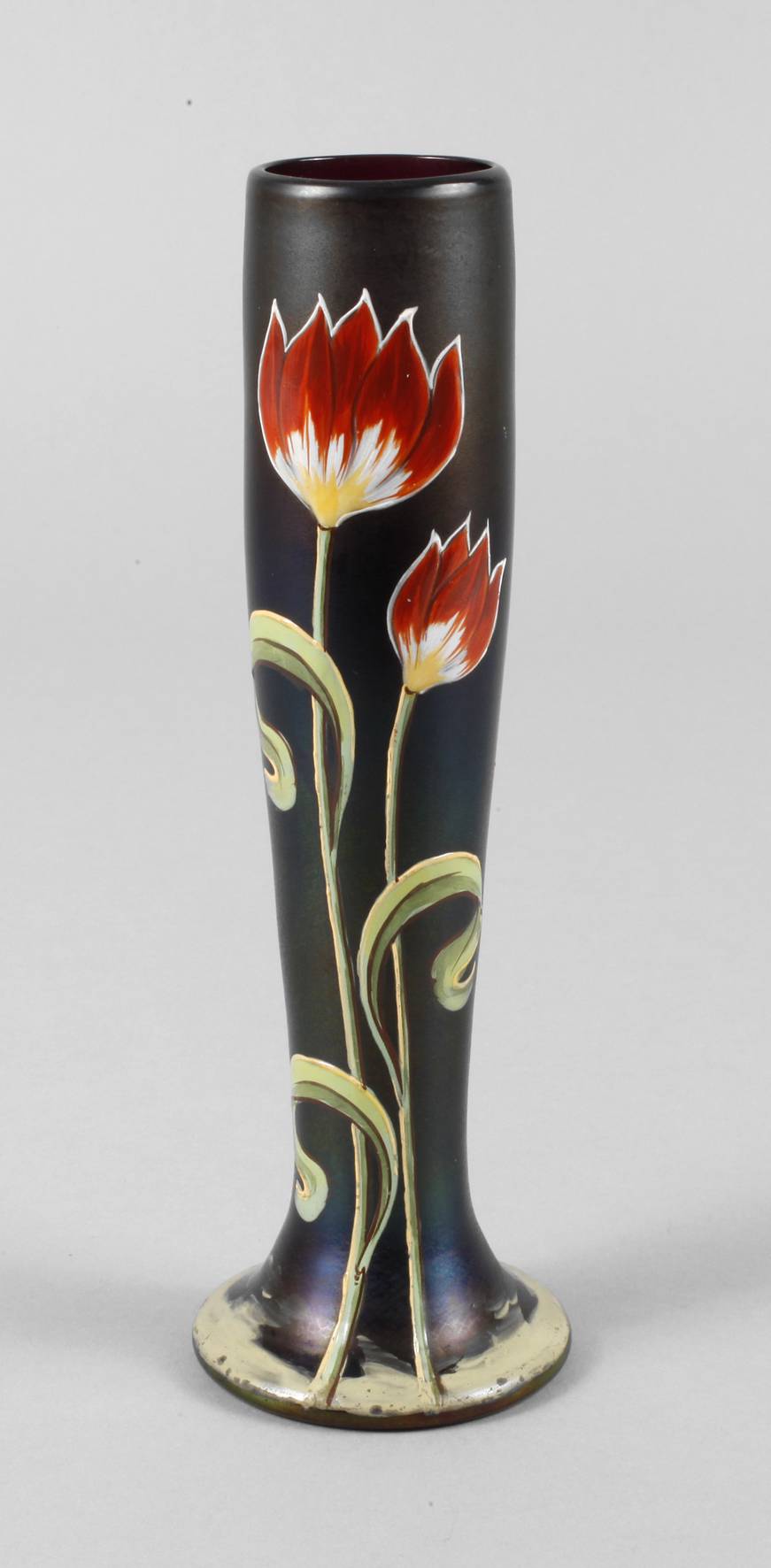 Jugendstilvase mit Emailbemalung