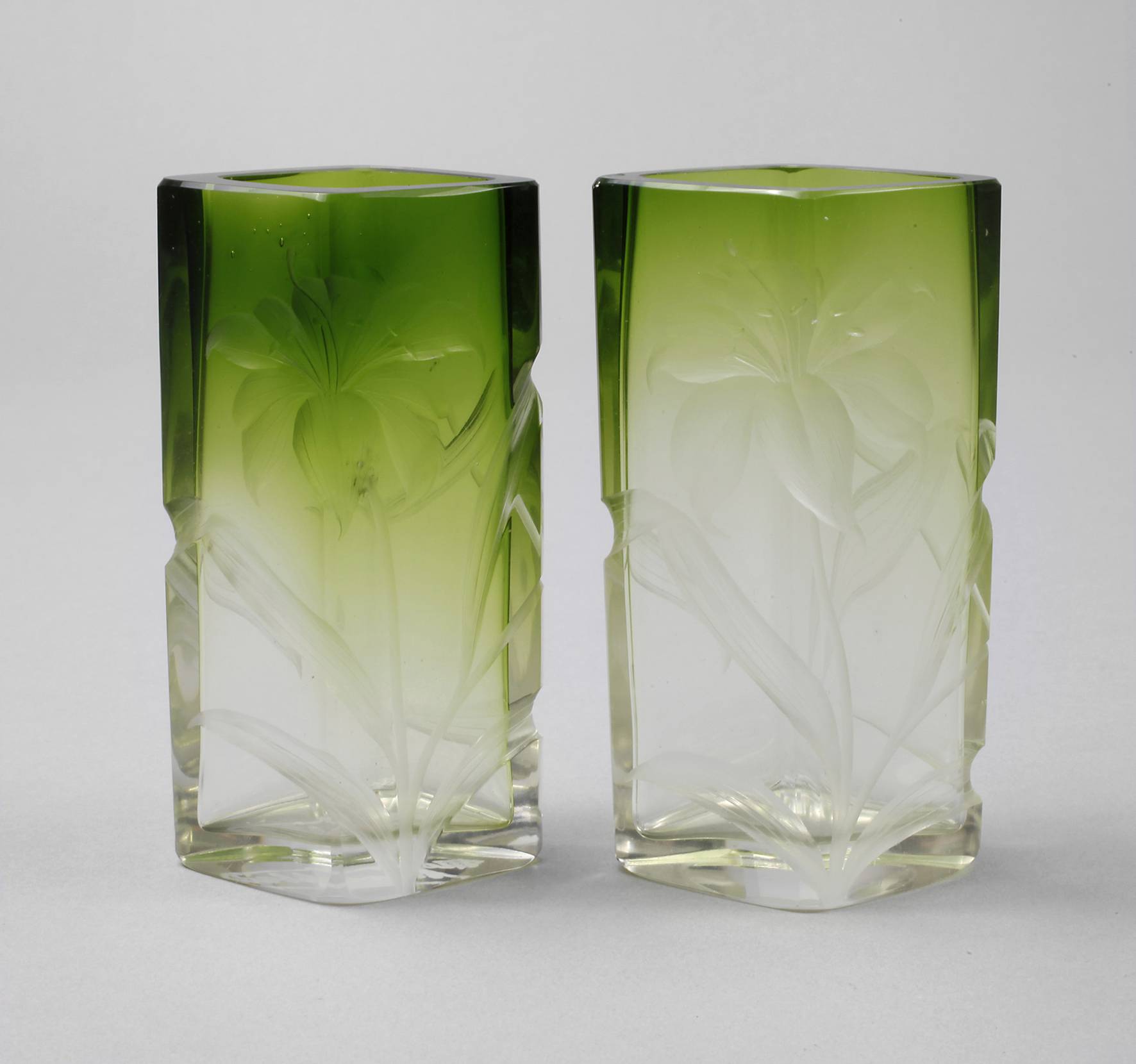 Moser Karlsbad zwei Jugendstilvasen