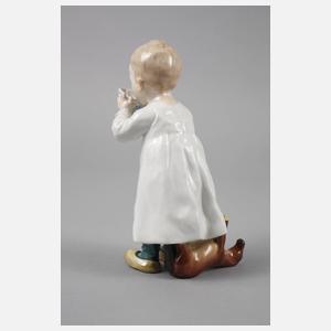 Meissen ”Kind, aus einer Tasse trinkend”