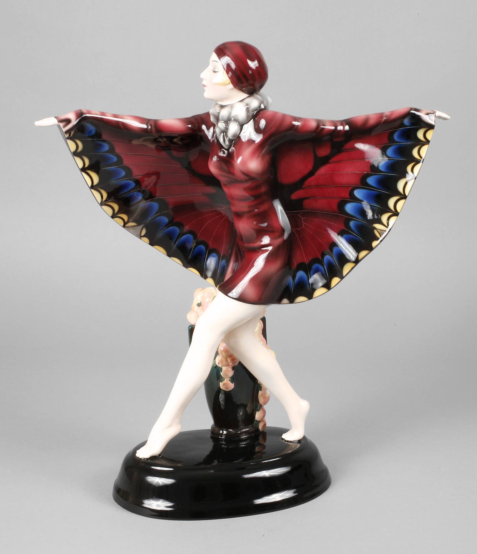 Goldscheider Wien Tänzerin ”Gefangener Vogel”